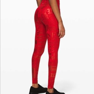 NWOT. Lulu lemon wunder under high rise Manifesto Foil leggings
